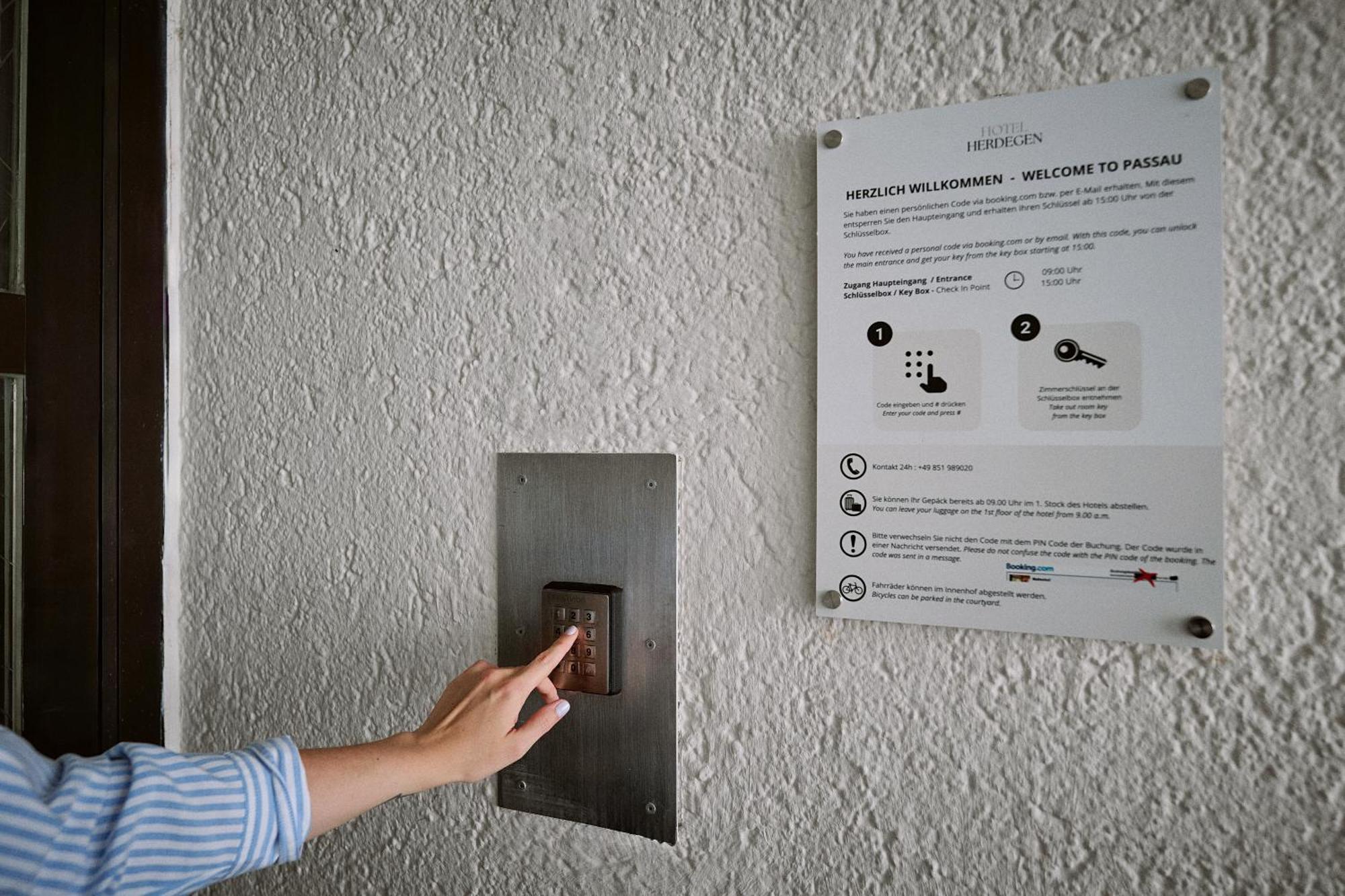 Herdegen Rooms - Self Check-In Passau Luaran gambar